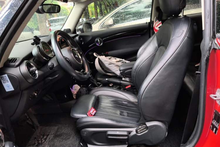 Used MINI 2016 1.5T COOPER Performance Edition Left Front Seat