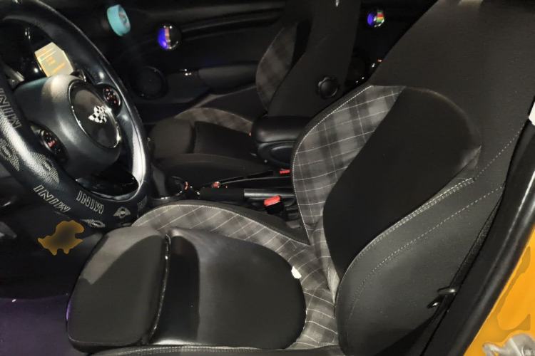 Used MINI 2016 1.5T COOPER Five-Door Edition Left Front Seat