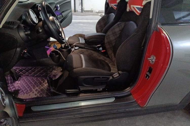 Used MINI 2016 1.5T COOPER Avant-Garde Left Front Seat