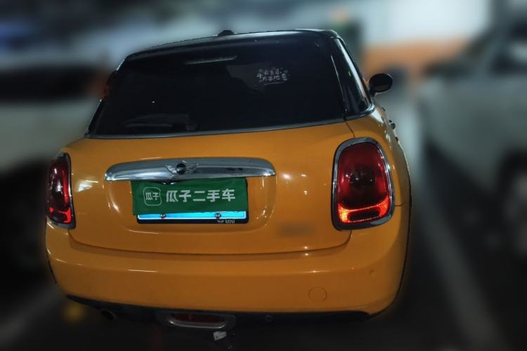 Used MINI 2016 1.5T COOPER Five-Door Edition Rear