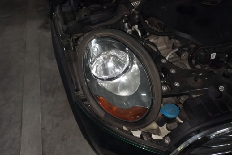 Used MINI 2016 1.5T COOPER Right Front Headlight