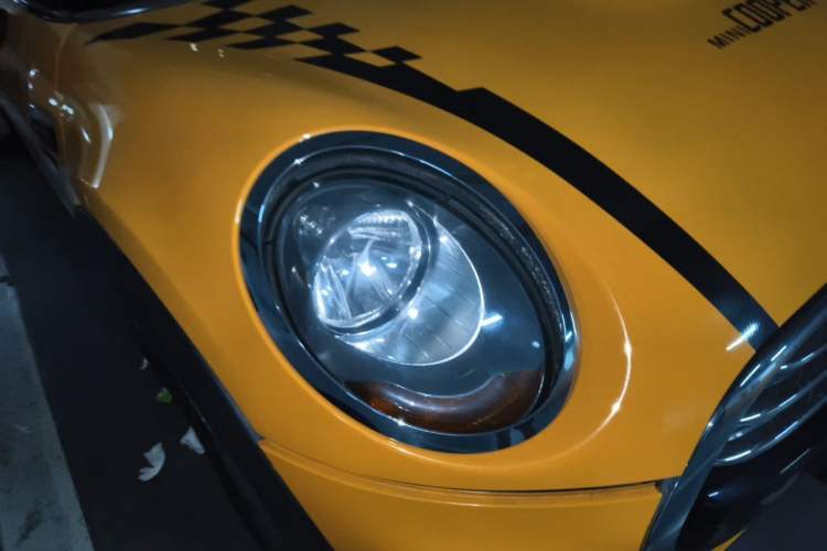 Used MINI 2016 1.5T COOPER Five-Door Edition Right Front Headlight