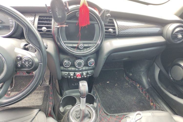 Used MINI 2016 2.0T COOPER S Five-Door Edition Audio And AC Panel
