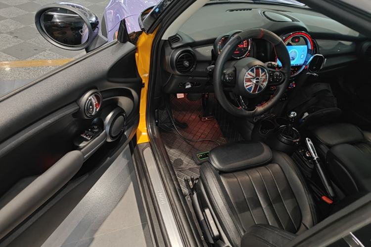 Used MINI 2016 1.5T COOPER Driver Seat