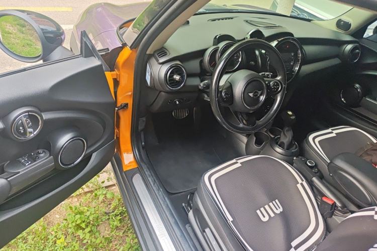 Used MINI 2016 1.2T ONE Pioneer Edition Driver Seat