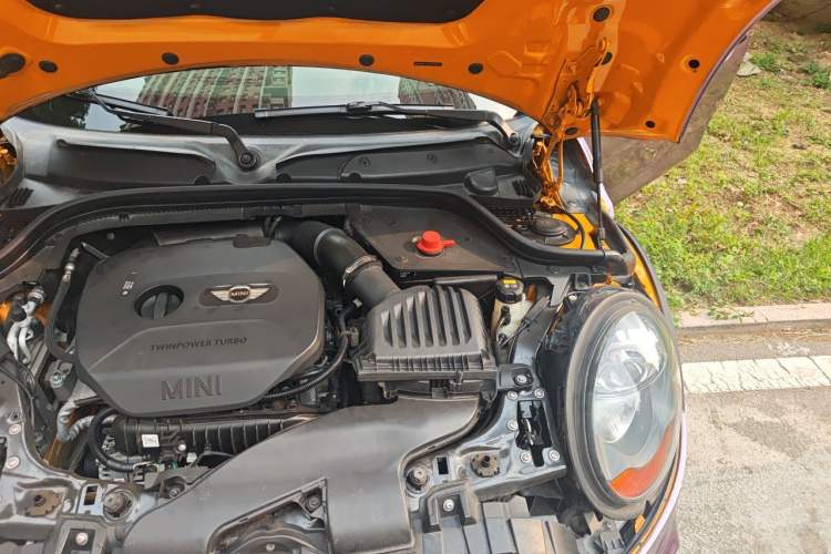 Used MINI 2016 1.2T ONE Pioneer Edition Engine Bay Left
