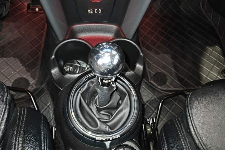 Used MINI 2016 1.5T COOPER Gear Lever
