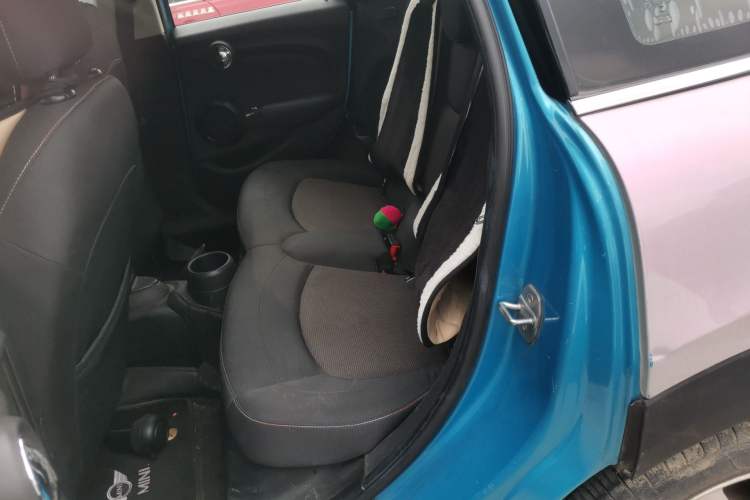 Used MINI 2016 1.2T ONE Five-Door Edition Interior 4