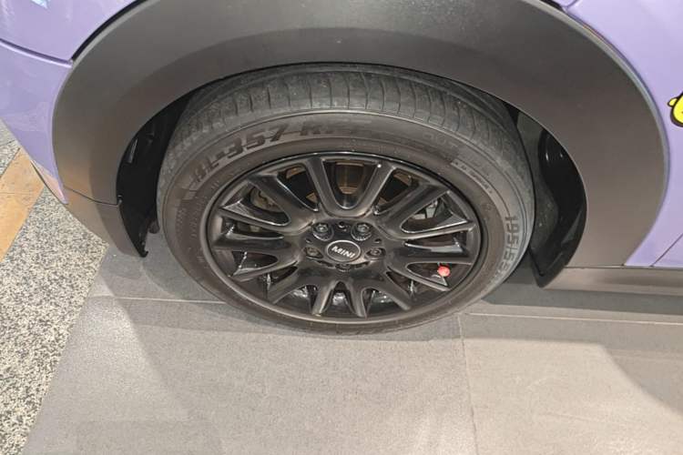 Used MINI 2016 1.5T COOPER Left Front Wheel Hub