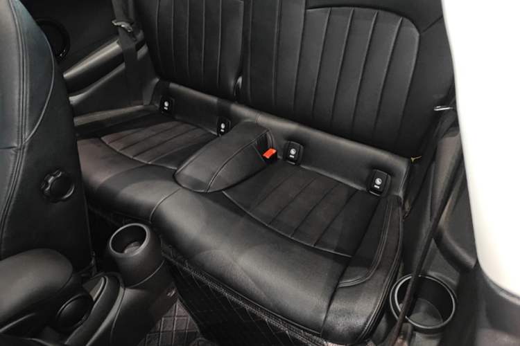 Used MINI 2016 1.5T COOPER Left Rear Seat