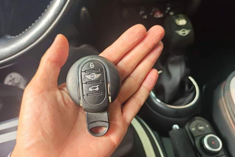 Used MINI 2016 1.2T ONE Pioneer Edition Vehicle Key