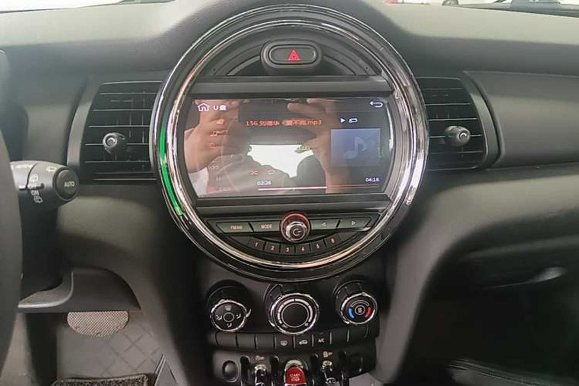 Used MINI 2016 1.2T ONE Pioneer Edition Audio And AC Panel