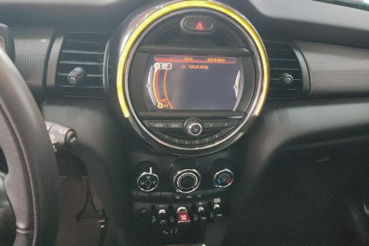 Used MINI 2016 1.5T COOPER Audio And AC Panel