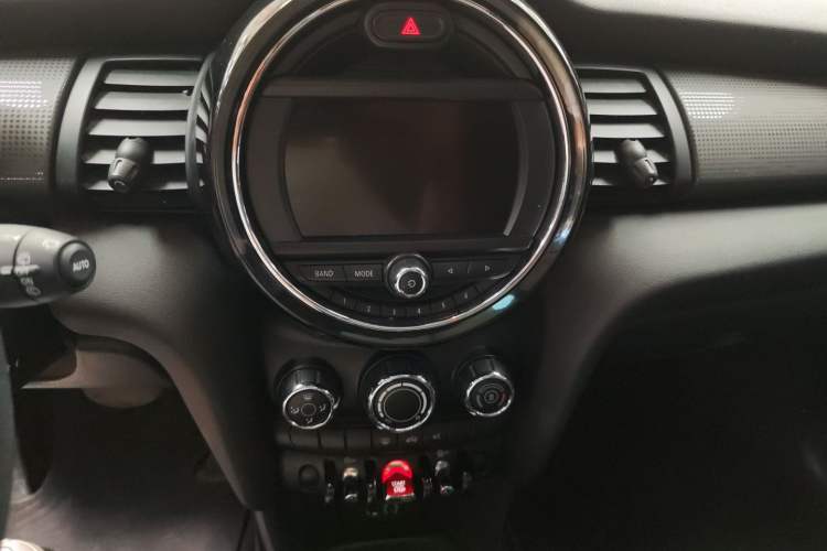 Used MINI 2016 1.5T COOPER Audio And AC Panel