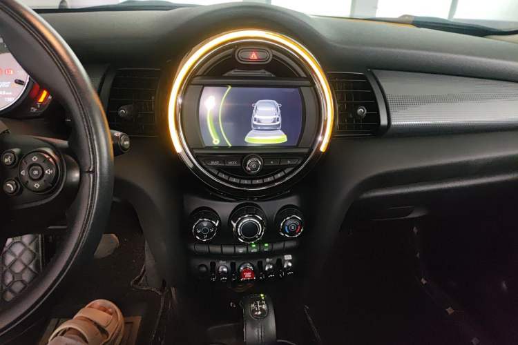Used MINI 2016 1.5T COOPER Audio And AC Panel