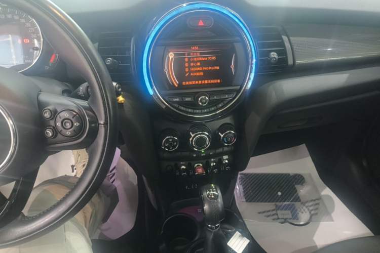 Used MINI 2016 1.5T COOPER Audio And AC Panel