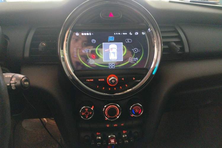 Used MINI 2016 1.2T ONE Pioneer Edition Audio And AC Panel