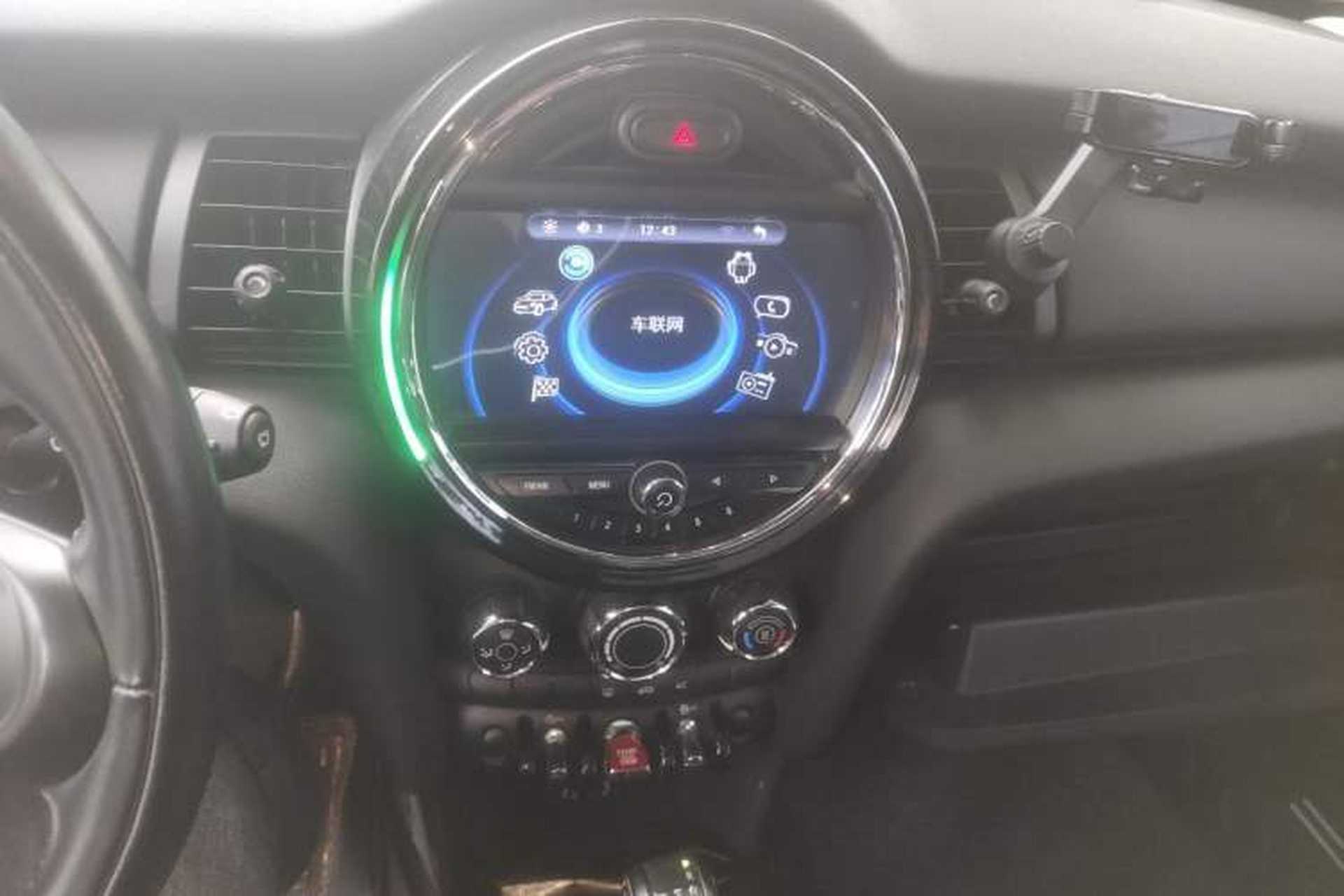 Used MINI 2016 1.2T ONE Five-Door Edition Audio And AC Panel
