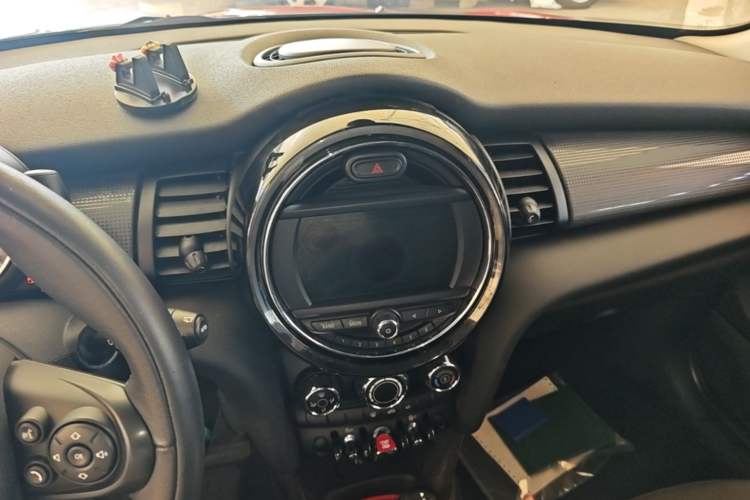 Used MINI 2016 1.5T COOPER Audio And AC Panel