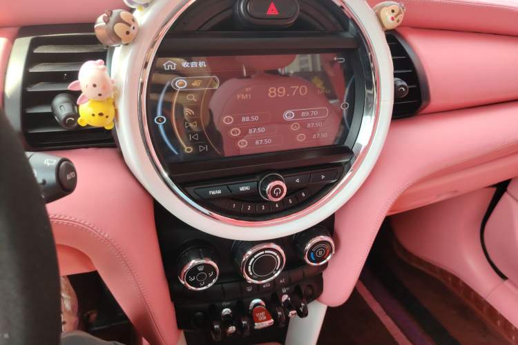 Used MINI 2016 1.2T ONE Pioneer Edition Five-Door Version Audio And AC Panel