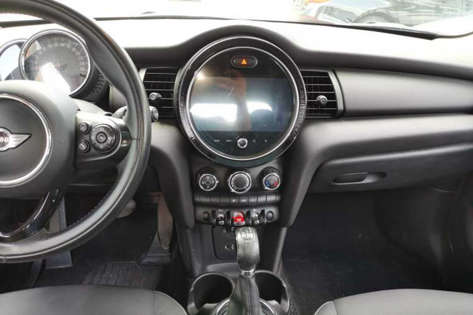 Used MINI 2016 1.2T ONE Pioneer Edition Five-Door Version Audio And AC Panel