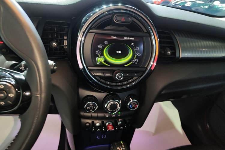 Used MINI 2016 1.5T COOPER Performance Edition Audio And AC Panel