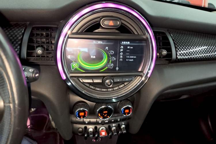 Used MINI 2016 2.0T COOPER S Pioneer Edition Five-Door Model Audio And AC Panel