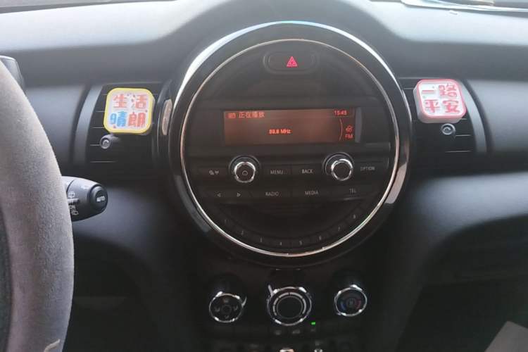 Used MINI 2016 1.2T ONE Pioneer Edition Audio And AC Panel