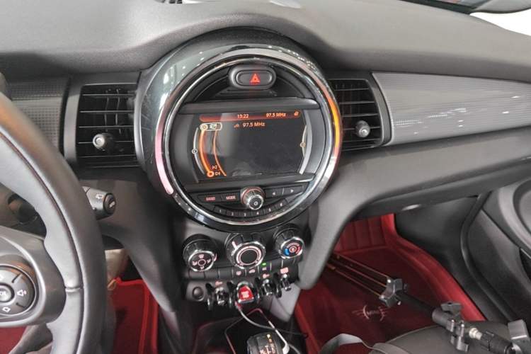 Used MINI 2016 1.5T COOPER Audio And AC Panel