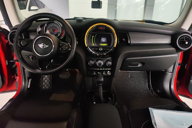 Used MINI 2016 1.5T COOPER Center Console
