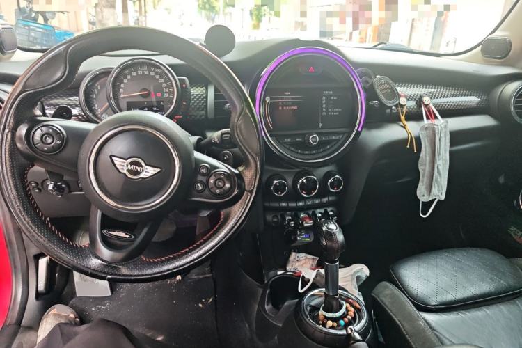 Used MINI 2016 2.0T COOPER S Pioneer Edition Center Console