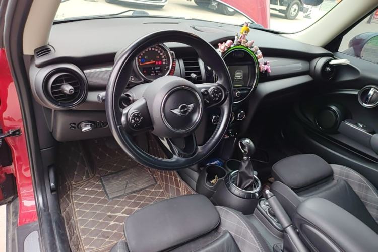 Used MINI 2016 1.5T COOPER Center Console