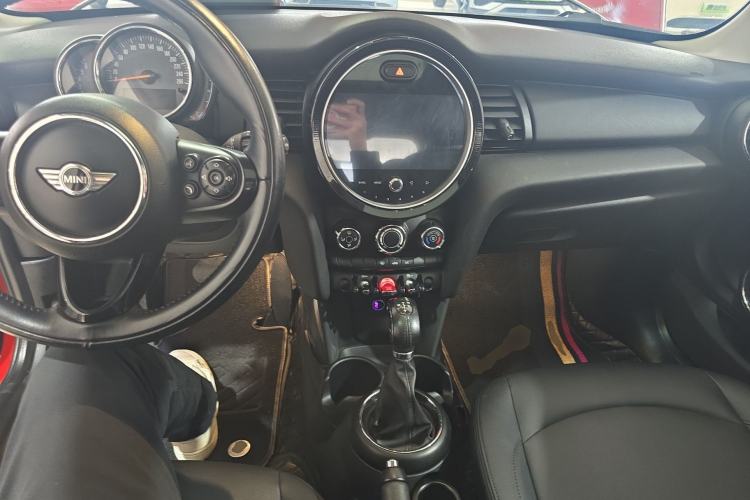 Used MINI 2016 1.2T ONE Pioneer Edition Center Console