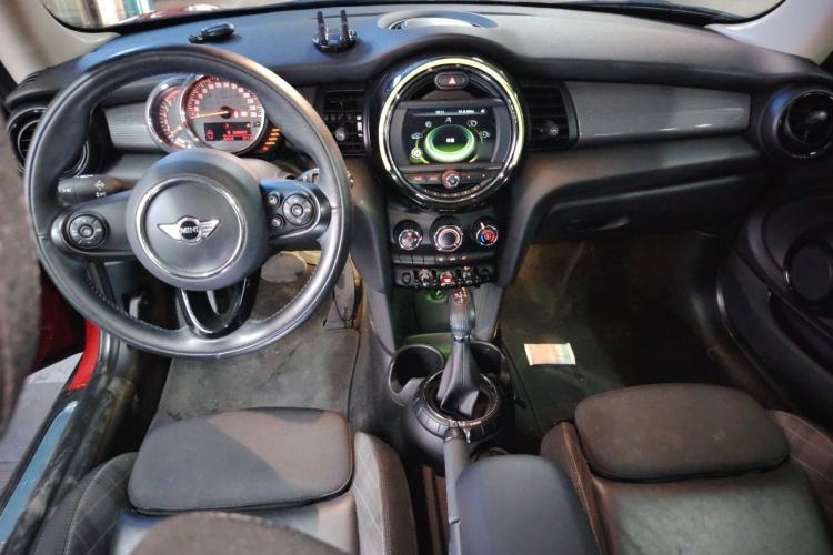 Used MINI 2016 1.5T COOPER Center Console