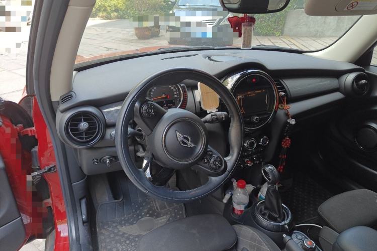 Used MINI 2016 1.5T COOPER Center Console