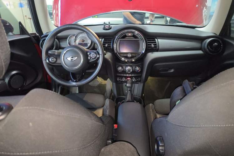 Used MINI 2016 1.5T COOPER Center Console