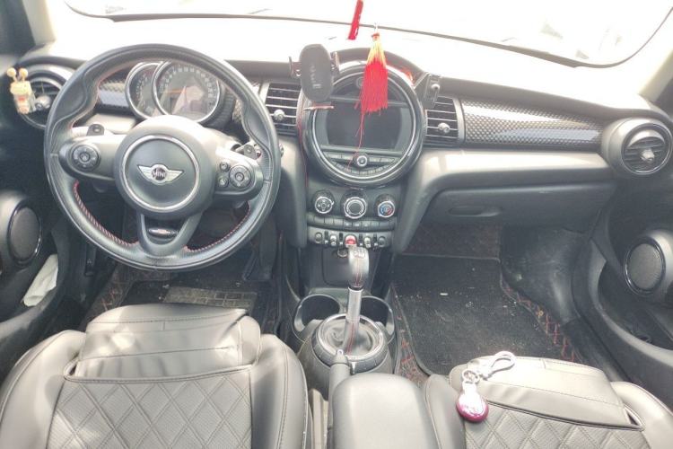 Used MINI 2016 2.0T COOPER S Five-Door Edition Center Console