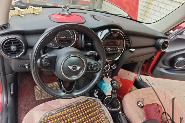 Used MINI 2016 1.2T ONE Pioneer Edition Center Console