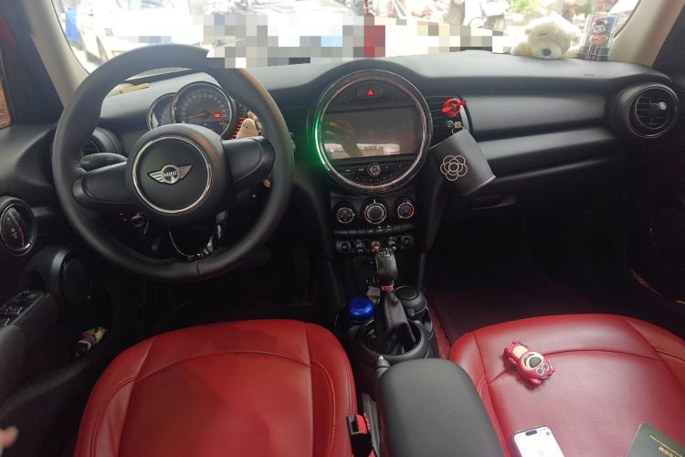 Used MINI 2016 1.2T ONE Five-Door Edition Center Console