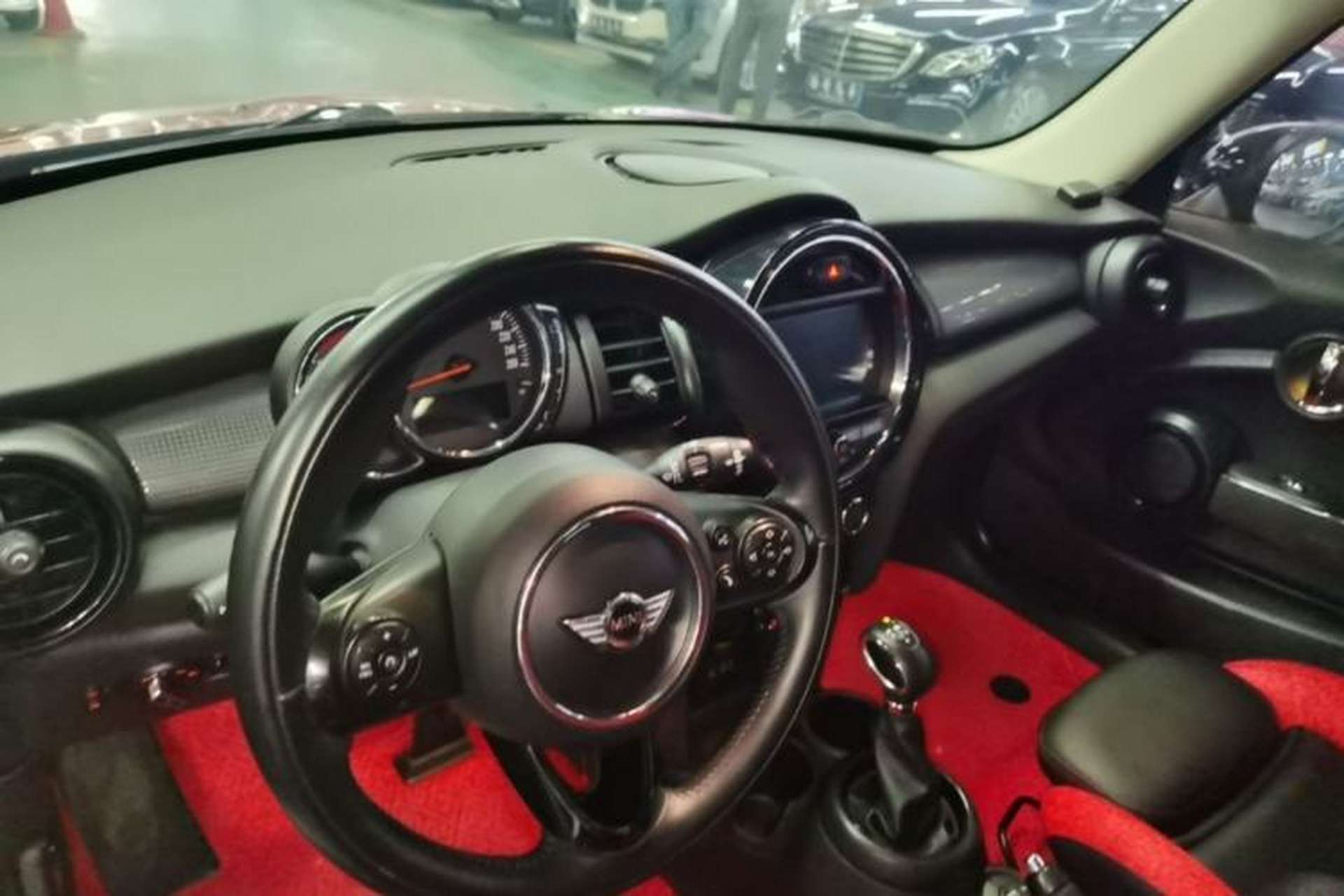 Used MINI 2016 1.5T COOPER Center Console