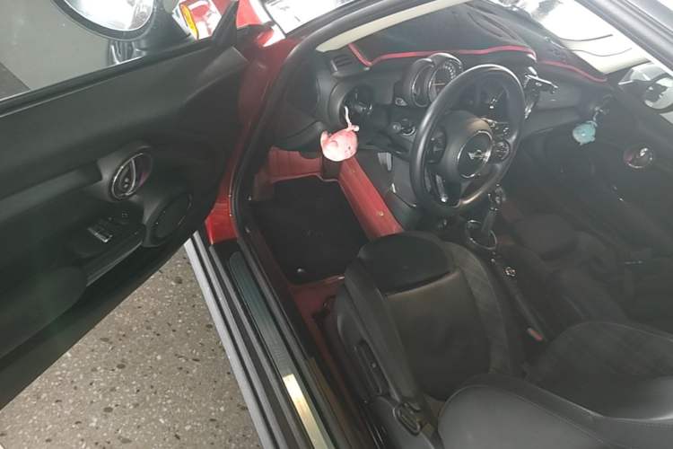 Used MINI 2016 1.5T COOPER Driver Seat
