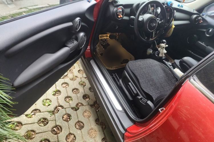 Used MINI 2016 1.2T ONE Pioneer Edition Driver Seat