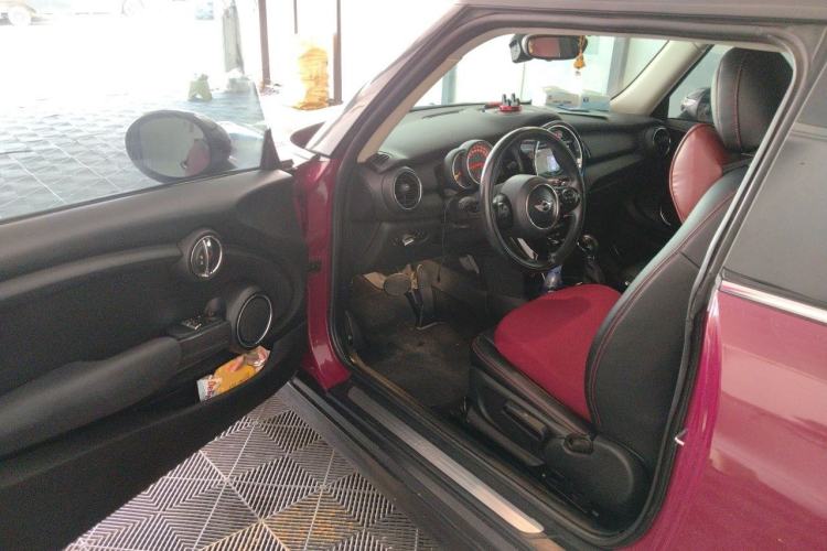 Used MINI 2016 1.2T ONE Pioneer Edition Driver Seat