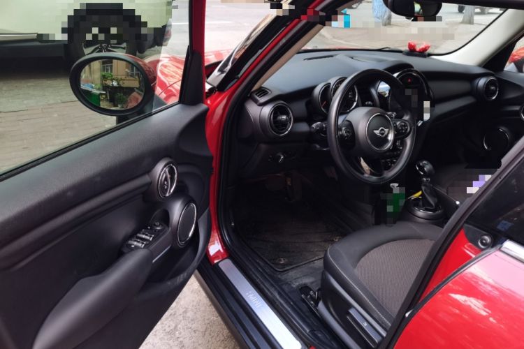 Used MINI 2016 1.2T ONE Pioneer Edition Five-Door Version Driver Seat