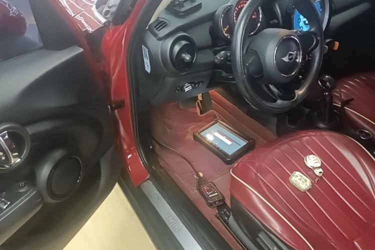 Used MINI 2016 1.2T ONE Five-Door Edition Driver Seat