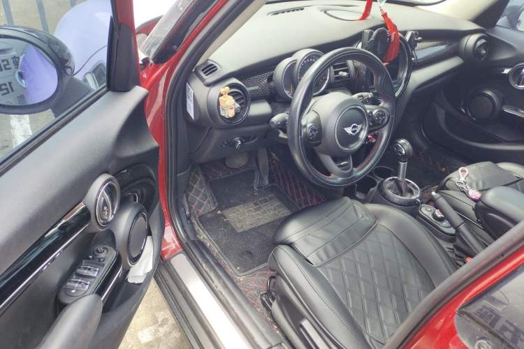 Used MINI 2016 2.0T COOPER S Five-Door Edition Driver Seat
