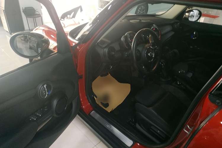 Used MINI 2016 1.5T COOPER Five-Door Edition Driver Seat