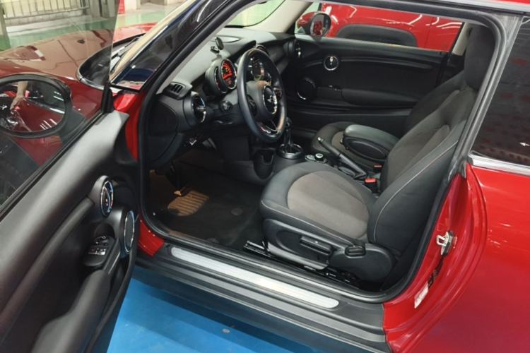 Used MINI 2016 1.2T ONE Pioneer Edition Driver Seat