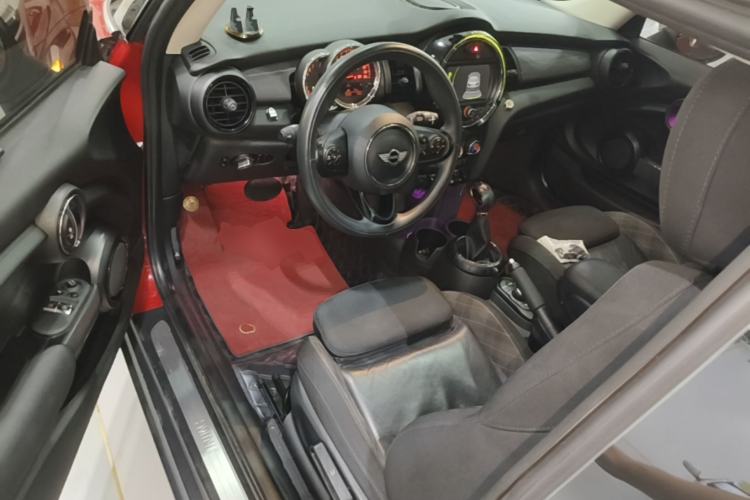 Used MINI 2016 1.5T COOPER Driver Seat