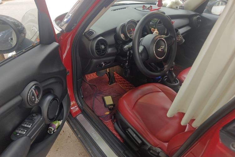 Used MINI 2016 1.2T ONE Five-Door Edition Driver Seat